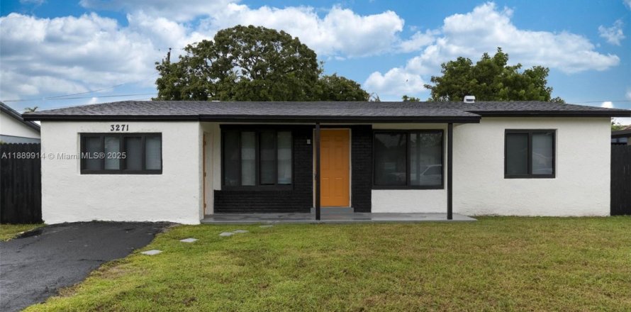 Villa ou maison à Lauderhill, Floride 4 chambres, 129.04 m2 № 1947340