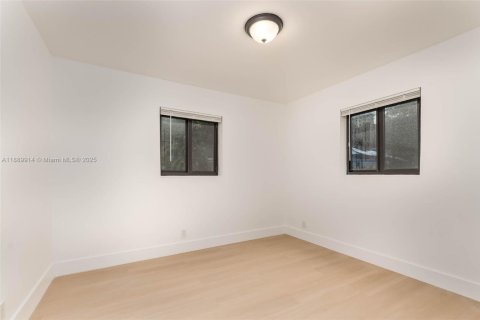 Villa ou maison à vendre à Lauderhill, Floride: 4 chambres, 129.04 m2 № 1947340 - photo 19