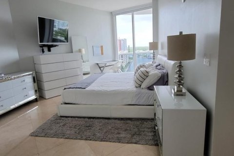 Copropriété à vendre à Sunny Isles Beach, Floride: 2 chambres, 133.31 m2 № 1977202 - photo 19