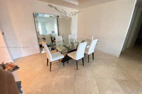 Copropriété à vendre à Sunny Isles Beach, Floride: 2 chambres, 133.31 m2 № 1977202 - photo 7