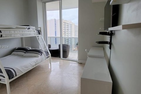 Copropriété à vendre à Sunny Isles Beach, Floride: 2 chambres, 133.31 m2 № 1977202 - photo 29