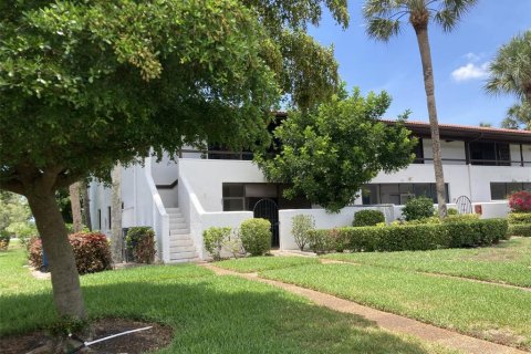 Condominio en Bradenton, Florida, 2 dormitorios № 2113882