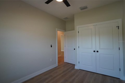 Apartment in Port Charlotte, Florida 3 bedrooms, 102.01 sq.m. № 2258971 - photo 10
