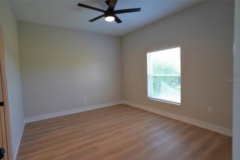 Apartment in Port Charlotte, Florida 3 bedrooms, 102.01 sq.m. № 2258971 - photo 14