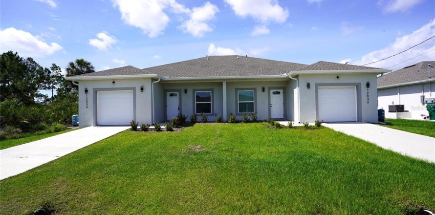 Apartment in Port Charlotte, Florida 3 bedrooms, 102.01 sq.m. № 2258971