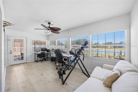 House in Sarasota, Florida 3 bedrooms, 169.83 sq.m. № 2215556 - photo 22