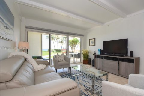 Copropriété à vendre à Highland Beach, Floride: 2 chambres, 99.96 m2 № 1988494 - photo 14