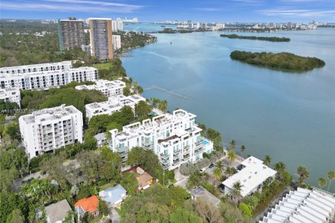 Condo à Miami, Floride, 1 chambre  № 2046406