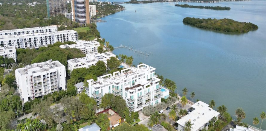 Condo à Miami, Floride, 1 chambre  № 2046406