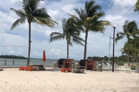 Copropriété à louer à Miami, Floride: 1 chambre, 72 m2 № 2046406 - photo 23