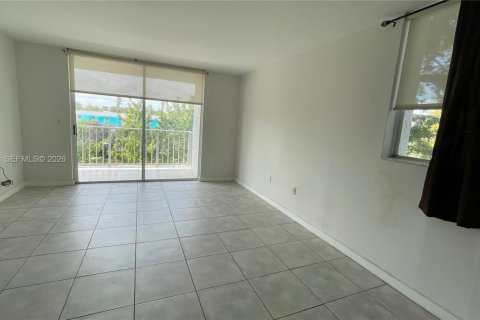 Copropriété à louer à Miami, Floride: 1 chambre, 72 m2 № 2046406 - photo 6
