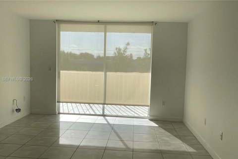 Copropriété à louer à Miami, Floride: 1 chambre, 72 m2 № 2046406 - photo 7