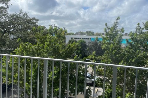 Copropriété à louer à Miami, Floride: 1 chambre, 72 m2 № 2046406 - photo 8