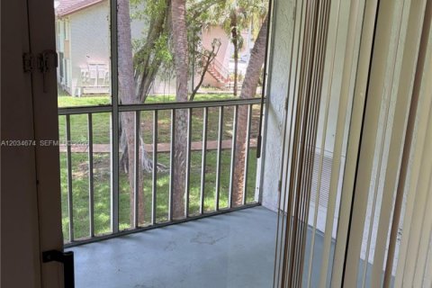Condominio en Miami, Florida, 2 dormitorios  № 2088414