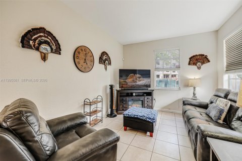 Villa ou maison à vendre à Homestead, Floride: 3 chambres, 140.1 m2 № 2064626 - photo 4