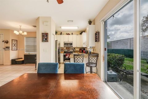 Villa ou maison à vendre à Homestead, Floride: 3 chambres, 140.1 m2 № 2064626 - photo 12