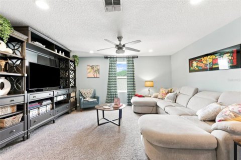 Villa ou maison à louer à Kissimmee, Floride: 5 chambres, 298.03 m2 № 2386398 - photo 28