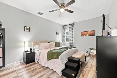Villa ou maison à louer à Kissimmee, Floride: 5 chambres, 298.03 m2 № 2386398 - photo 7
