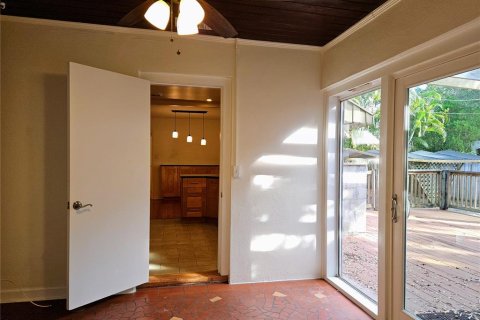 Casa en alquiler en Saint Petersburg, Florida, 2 dormitorios, 123.65 m2 № 1810504 - foto 18