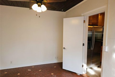 Casa en alquiler en Saint Petersburg, Florida, 2 dormitorios, 123.65 m2 № 1810504 - foto 17