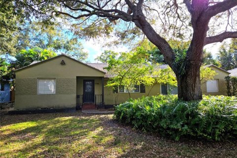 Casa en alquiler en Saint Petersburg, Florida, 2 dormitorios, 123.65 m2 № 1810504 - foto 2