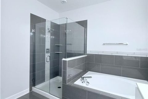 Купить кондоминиум в Киссимми, Флорида 9 комнат, 215.25м2, № 1918453 - фото 25