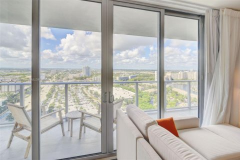 Condominio en alquiler en Hollywood, Florida, 1 dormitorio, 65.22 m2 № 1959064 - foto 19