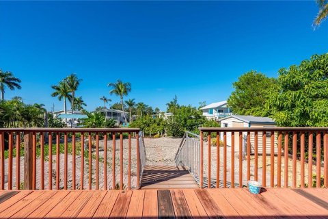 Apartamento en alquiler en Punta Gorda, Florida, 3 dormitorios, 110.18 m2 № 2094649 - foto 21