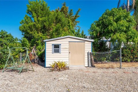 Apartamento en alquiler en Punta Gorda, Florida, 3 dormitorios, 110.18 m2 № 2094649 - foto 27