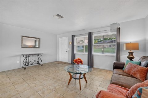 House in Beverly Hills, Florida 2 bedrooms, 132.29 sq.m. № 2230580 - photo 23