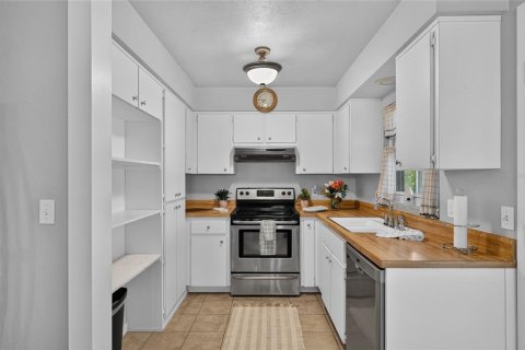 House in Beverly Hills, Florida 2 bedrooms, 132.29 sq.m. № 2230580 - photo 30