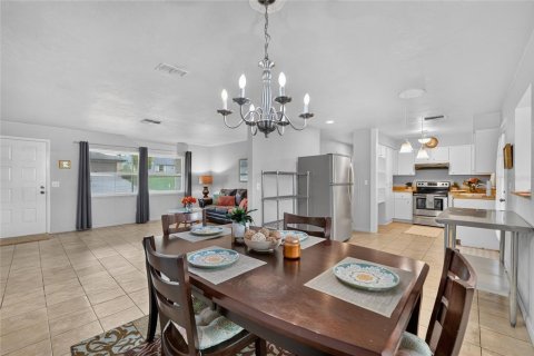 House in Beverly Hills, Florida 2 bedrooms, 132.29 sq.m. № 2230580 - photo 26
