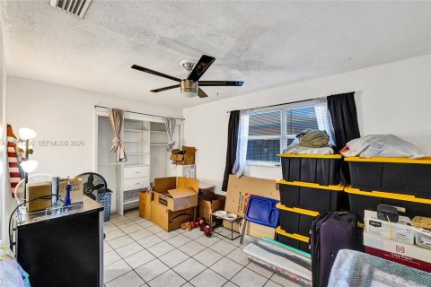 Villa ou maison à vendre à Hollywood, Floride: 3 chambres, 150.41 m2 № 2042197 - photo 12