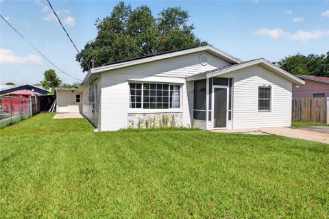 House in Port Orange, Florida 4 bedrooms, 123.65 sq.m. № 2198406