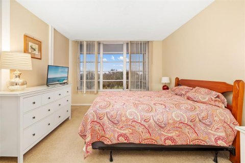 Condo in Sarasota, Florida, 1 bedroom  № 2148734 - photo 21