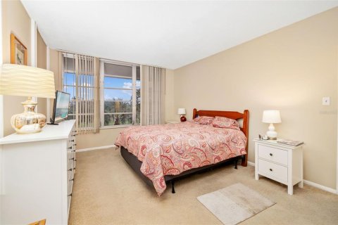 Condo in Sarasota, Florida, 1 bedroom  № 2148734 - photo 22