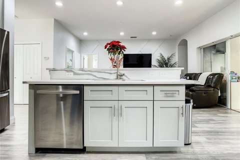 Casa en alquiler en Land O' Lakes, Florida, 3 dormitorios, 190.54 m2 № 1835349 - foto 26