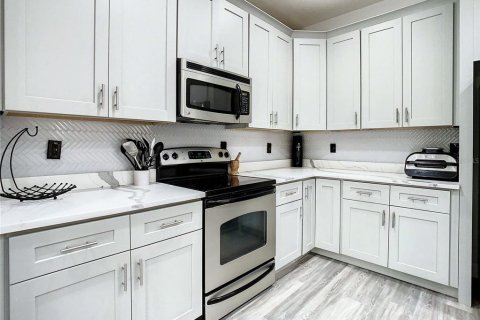 Casa en alquiler en Land O' Lakes, Florida, 3 dormitorios, 190.54 m2 № 1835349 - foto 24