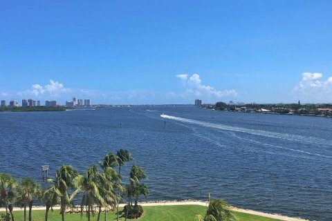 Copropriété à vendre à North Palm Beach, Floride: 2 chambres, 159.33 m2 № 2243003 - photo 8