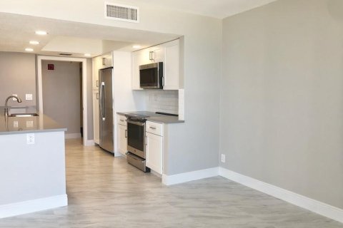 Copropriété à vendre à North Palm Beach, Floride: 2 chambres, 159.33 m2 № 2243003 - photo 13
