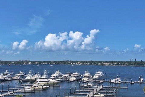 Copropriété à vendre à North Palm Beach, Floride: 2 chambres, 159.33 m2 № 2243003 - photo 15
