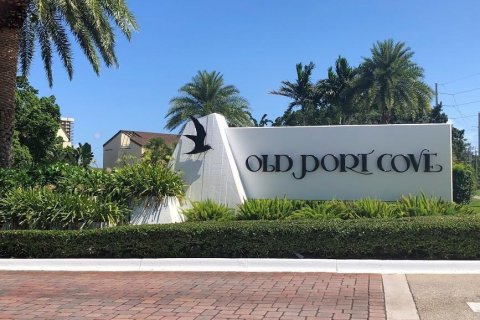 Copropriété à vendre à North Palm Beach, Floride: 2 chambres, 159.33 m2 № 2243003 - photo 2