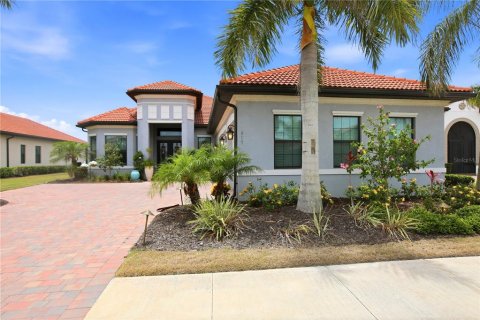 House in Nokomis, Florida 3 bedrooms, 258.18 sq.m. № 2266377 - photo 3