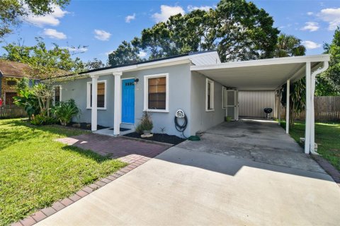 House in Tampa, Florida 3 bedrooms, 80.27 sq.m. № 1776984 - photo 5