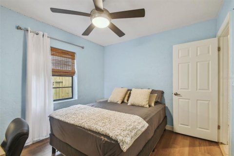 House in Tampa, Florida 3 bedrooms, 80.27 sq.m. № 1776984 - photo 27