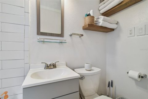 House in Tampa, Florida 3 bedrooms, 80.27 sq.m. № 1776984 - photo 26