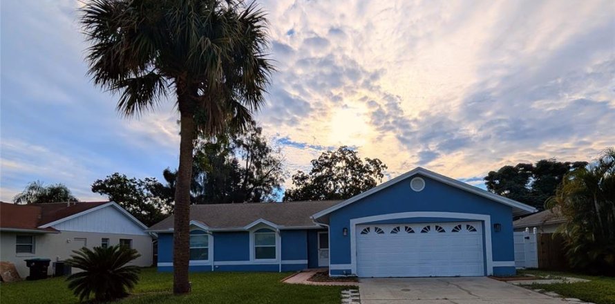 Villa ou maison à Orlando, Floride 3 chambres, 142.98 m2 № 1908118