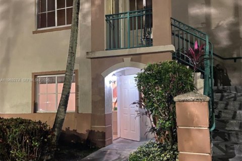 Condominio en Homestead, Florida, 2 dormitorios  № 2030172