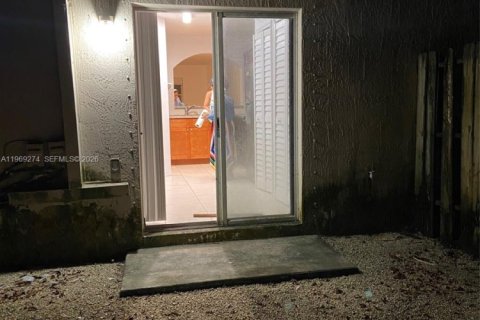 Condominio en alquiler en Homestead, Florida, 2 dormitorios, 76.37 m2 № 2030172 - foto 5