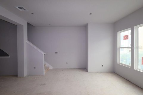 Touwnhouse à vendre à Saint Petersburg, Floride: 3 chambres, 181.35 m2 № 2285507 - photo 10